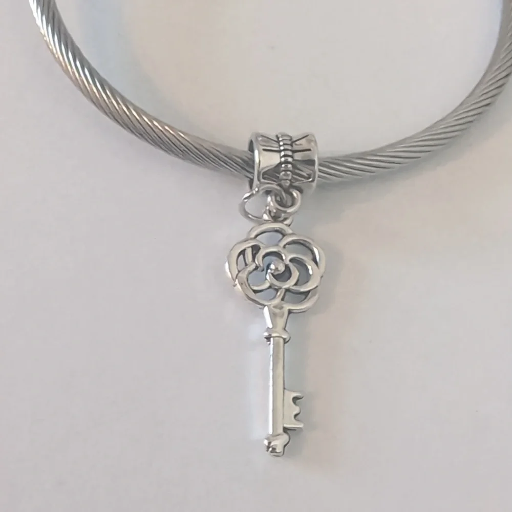 Silver Filigree Key Dangle Charm for Pandora Style Bracelet‎